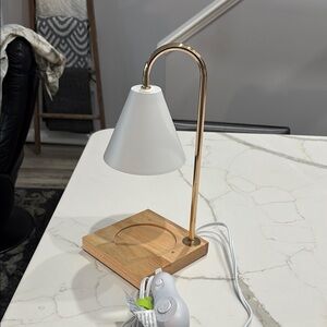 Elegant Gold and White candle warmer